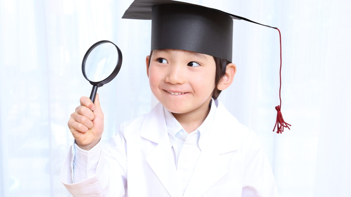 「知見」は英語でなんて言う？knowledgeの意味や「洞察」「見解」などの表現まとめ