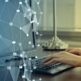 「システム」は英語でなんていう？IT現場の頻出表現から開発・トラブル対応で使える英語を徹底解説