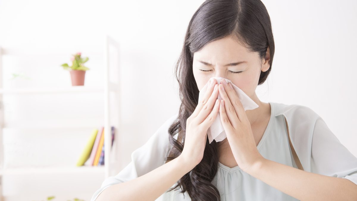 「鼻をかむ」って英語でなんて言う？鼻水・鼻づまり・鼻炎など病院や日常生活で役立つ表現