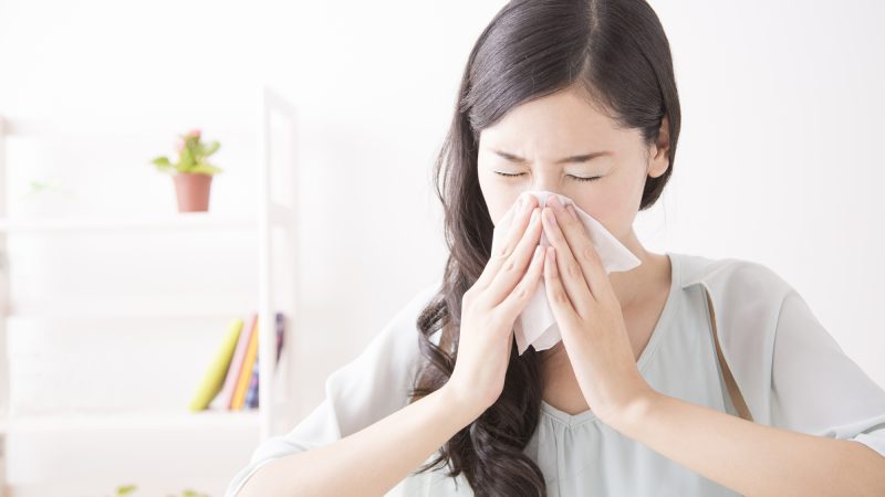 「鼻をかむ」って英語でなんて言う？鼻水・鼻づまり・鼻炎など病院や日常生活で役立つ表現