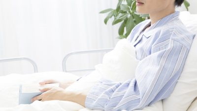 「入院」って英語でなんて言う？「退院」や「病棟」など病院で役立つ表現まとめ