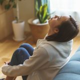 「メランコリー（melancholy）」の意味とは？憂鬱・物悲しさのニュアンスをわかりやすく解説