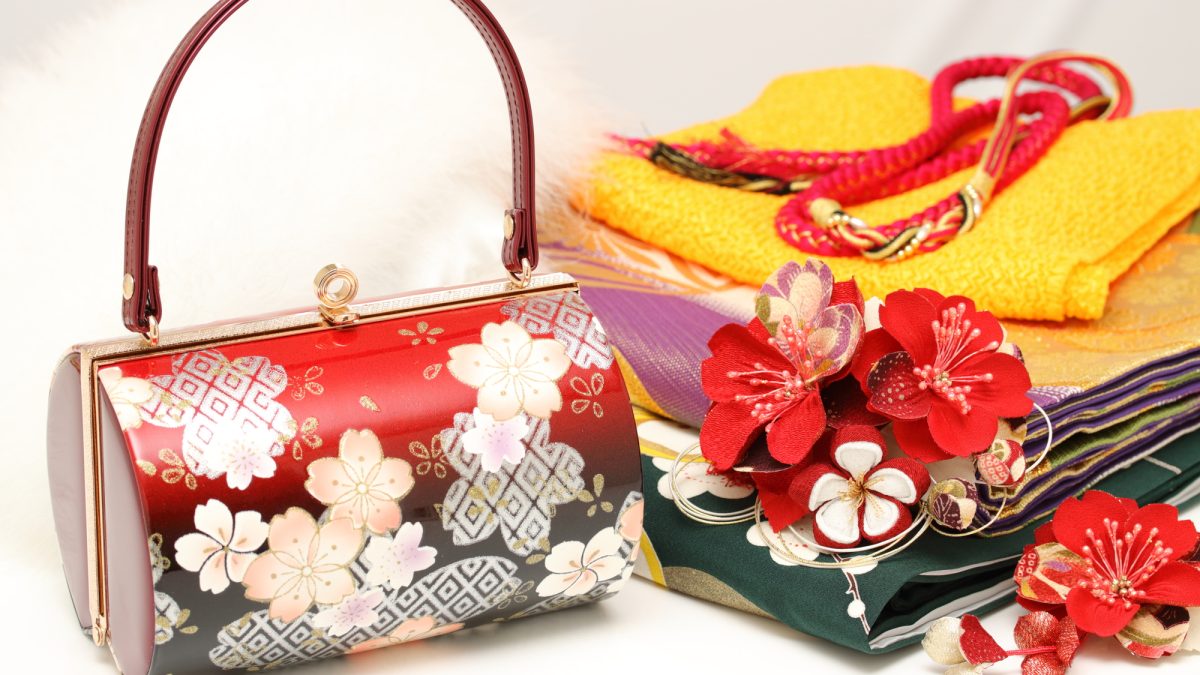 和装小物売り場店員｜帯留めから草履まで！お役立ち英単語とロールプレイング