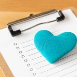 「心理学」って英語でなんて言う？psychologyの意味や「精神科医」「臨床心理学」など関連表現も解説