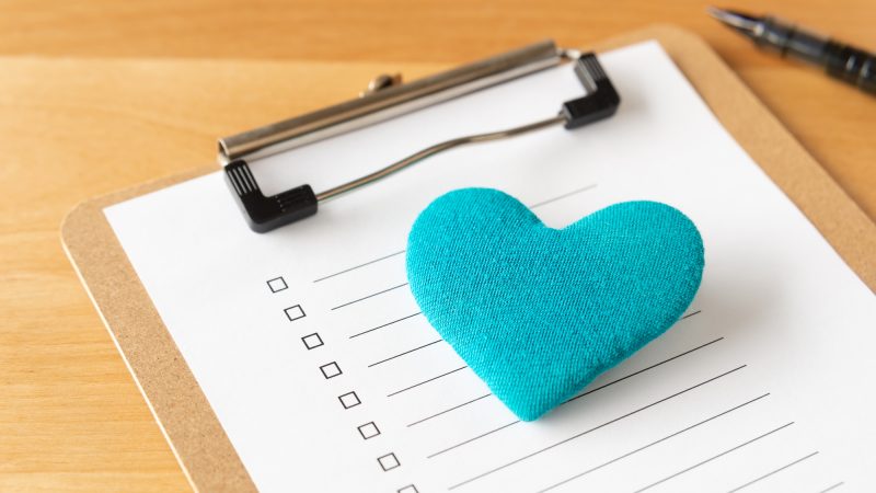 「心理学」って英語でなんて言う？psychologyの意味や「精神科医」「臨床心理学」など関連表現も解説