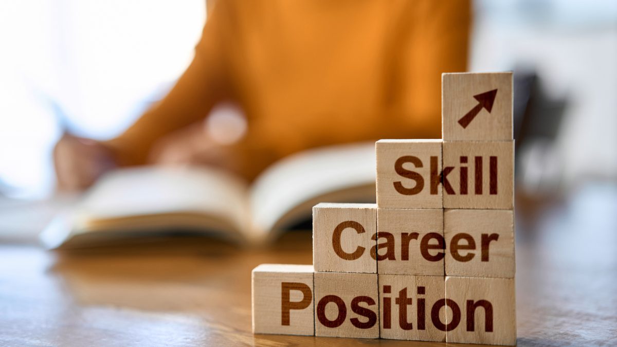 TOEICは国家資格？履歴書への書き方から就職で有利なスコアまで徹底解説