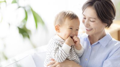 『英語を学ぶ』から『英語で学ぶ』へ：「CLIL的発想」小さな子どもにできる初めの一歩