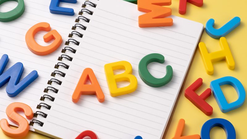 英語教材は買って終わり…を防ぐ、親子で”続ける”工夫とヒント