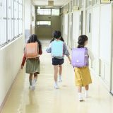 聞き流しは意味ある？効果が出る条件とやり方　【小学生2人の実体験】
