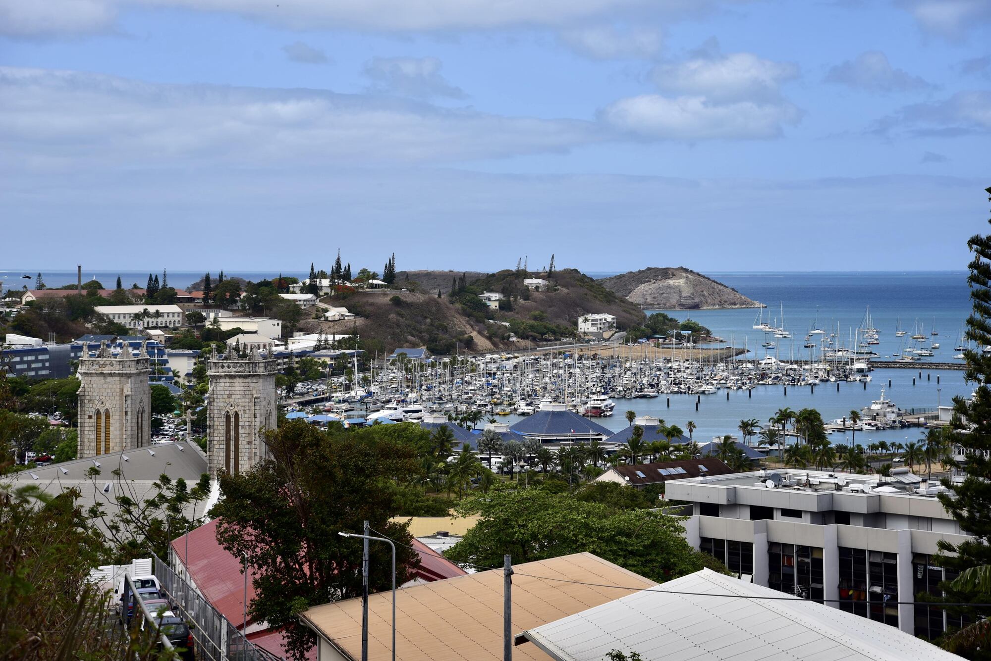 ニューカレドニアの言葉の背景と“New Caledonia”の意味