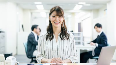 外国人相談窓口職員（市役所）｜受付・手続き案内・生活サポートまで！お役立ち英単語とロールプレイング