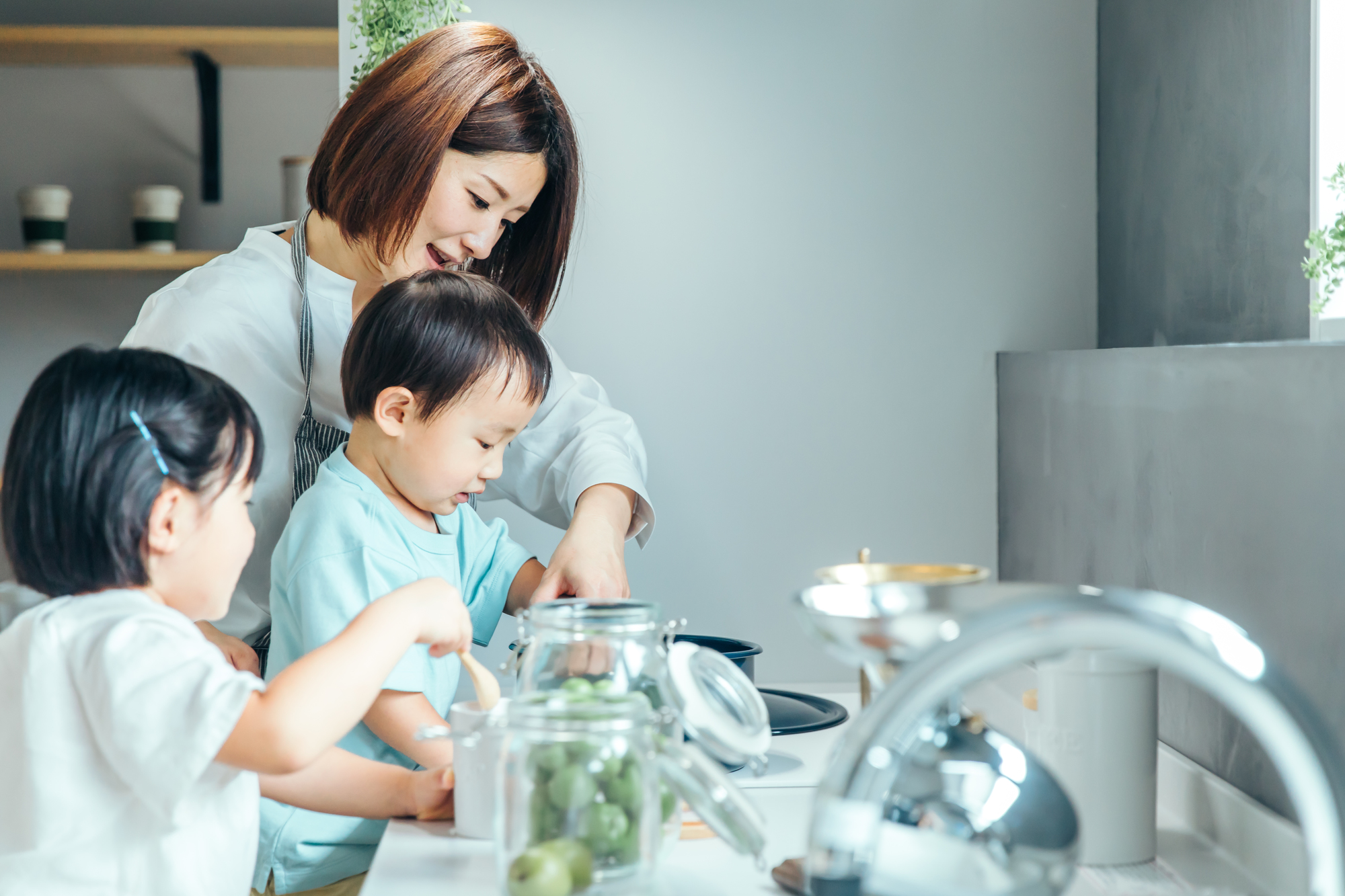 調理や栽培を通じて、実生活に根差した英語を学べます