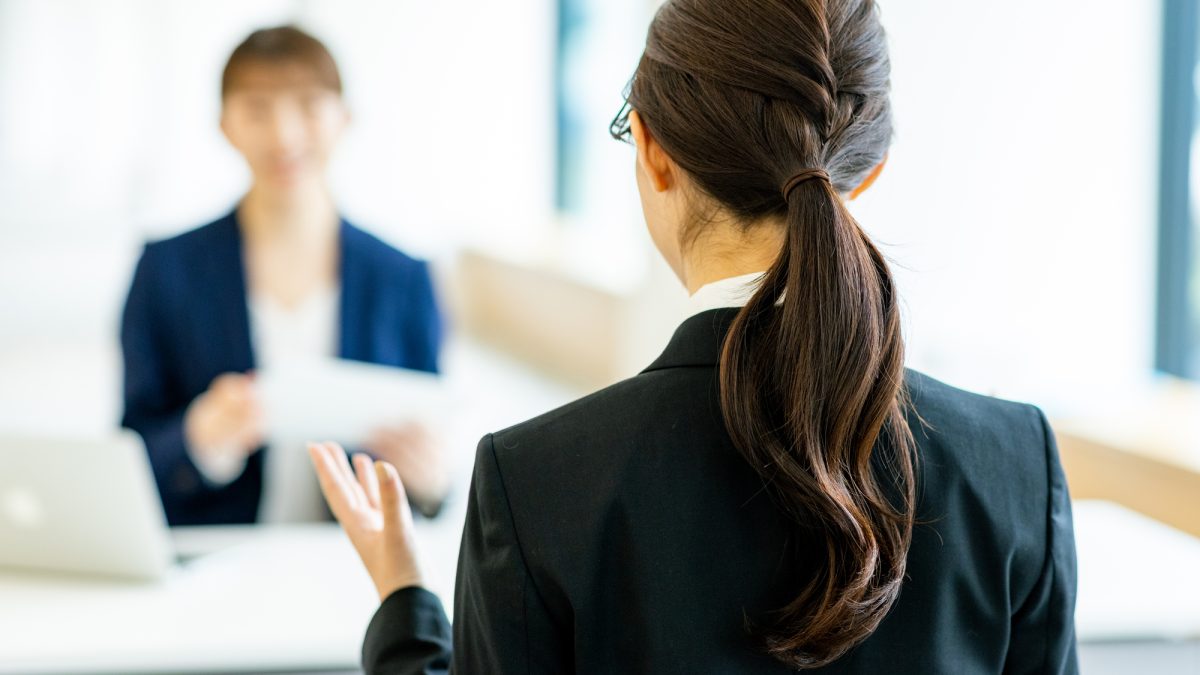 【面接で必ず聞かれる】When can you start? の答え方：条件交渉のコツも紹介 