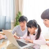 バイリンガル保育士が解説｜Kimini英会話が続く家庭の共通点
