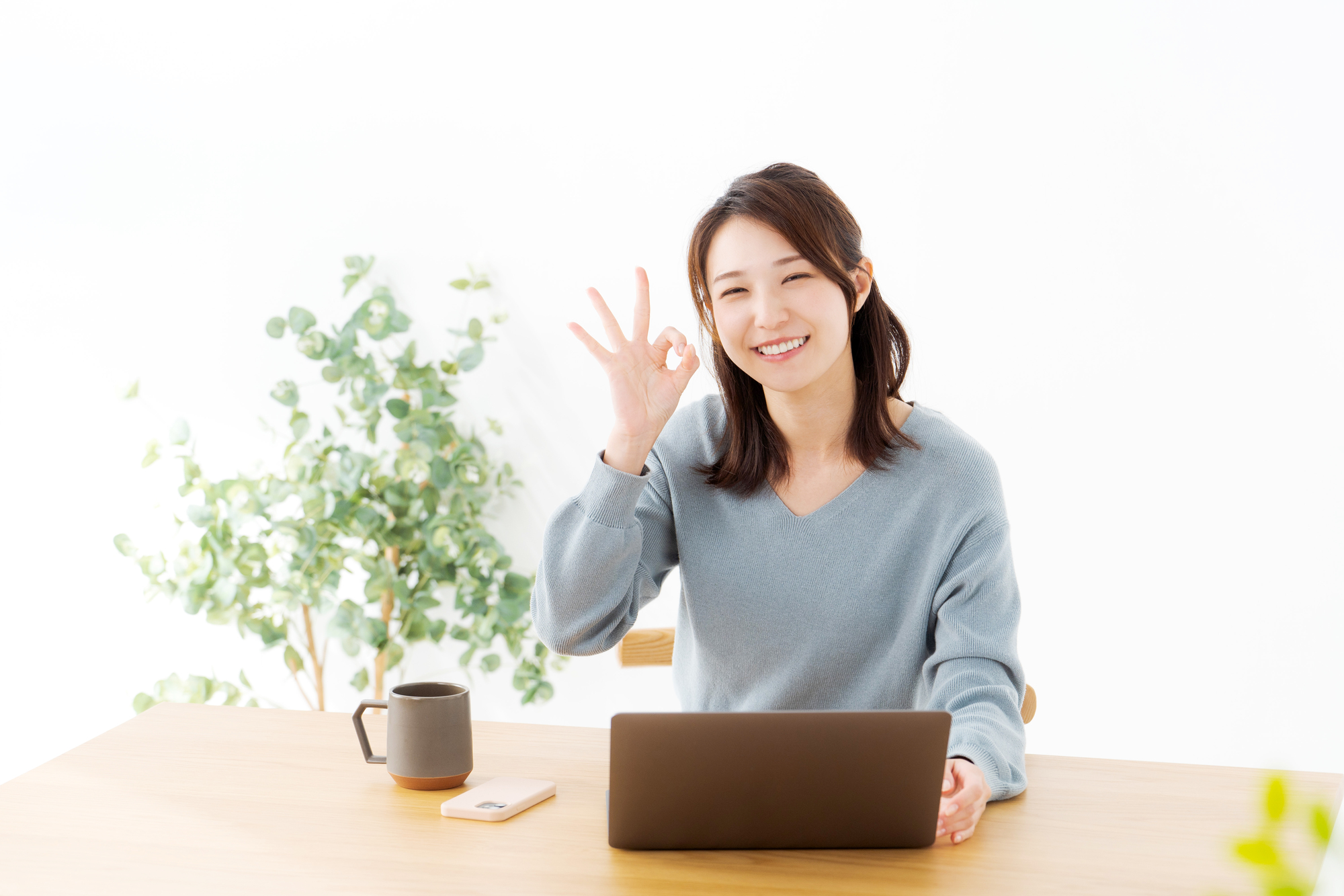 【文例集】英文ビジネスメール・メッセージで「質問する」ときのスマートな英語表現