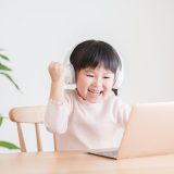 Kimini英会話の幼児コースでは何をするの？保育士が実際のレッスン内容をリアルに解説