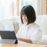 Kimini英会話は子どもに向いてる？バイリンガル保育士が続く家庭・止まる家庭の違いを解説