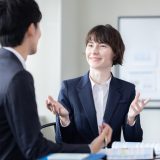 企業英語研修で学習が続くKPIと早期アラート設計