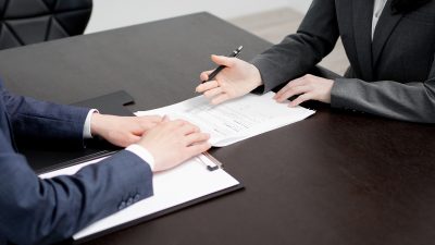 【営業向け】英文契約書の基本的な読み方｜基本構成と頻出条項をやさしく解説