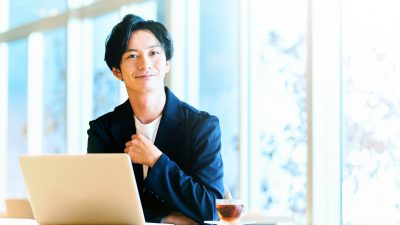 英語が話せると年収は上がる？職種別キャリア効果ガイド