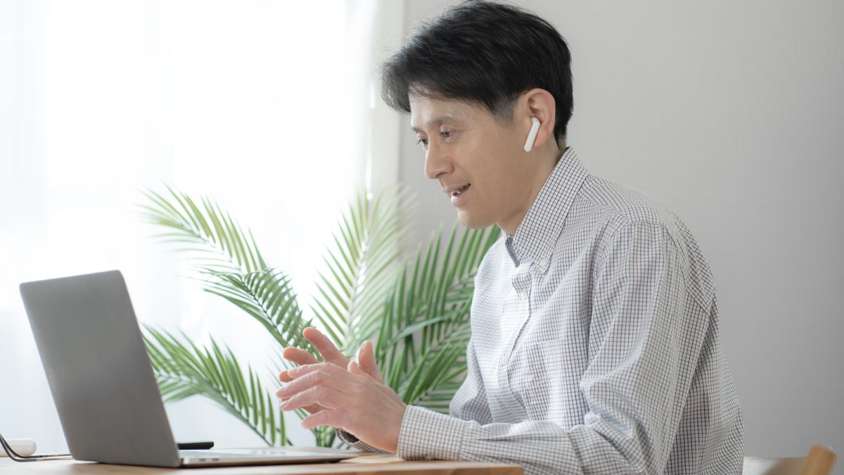 40代・50代の英語学び直しは遅い？大人のほうが長く続いていた理由