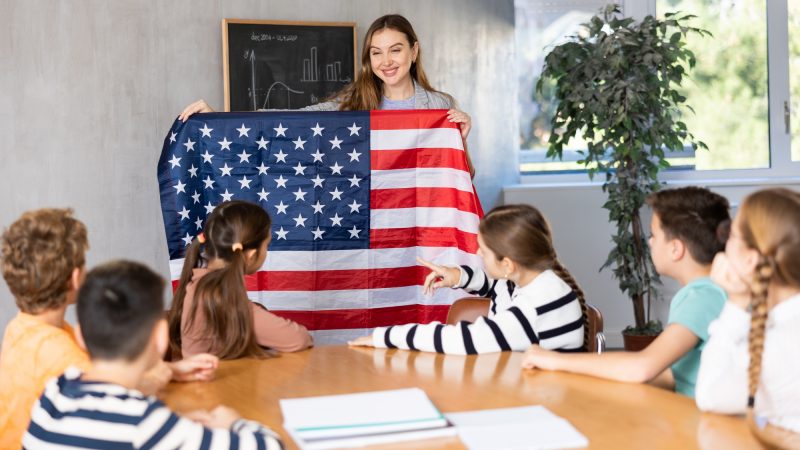 アメリカ（特にカリフォルニア）の小学生が毎日使う教室英語30選！学校で飛び交うリアルな英語とは？