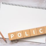 英文Vacation Policyの作成ポイント：休暇規程の基本構成と取得条件で使える英語表現を紹介