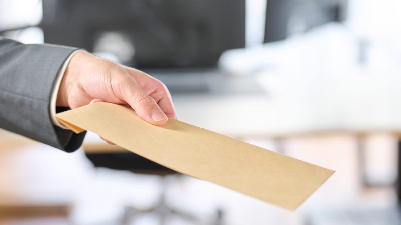 英文退職通知書（Resignation Notice）の書き方｜テンプレートと退職理由で使える英語表現を紹介