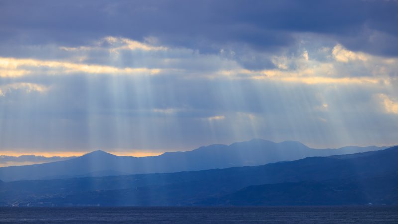 Every cloud has a silver lining…元気が出る英語の慣用句15選/カリフォルニアでよく使われる便利な言葉も紹介