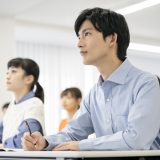 「切羽詰まっていない」ので英語学習に本気になれない問題をどうやって解決したか（体験談）