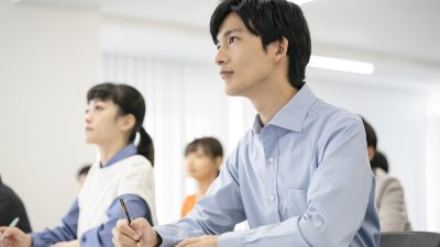 「切羽詰まっていない」ので英語学習に本気になれない問題をどうやって解決したか（体験談）