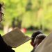 「牧師」を英語で何て言う？神父との違いや関連用語も解説！